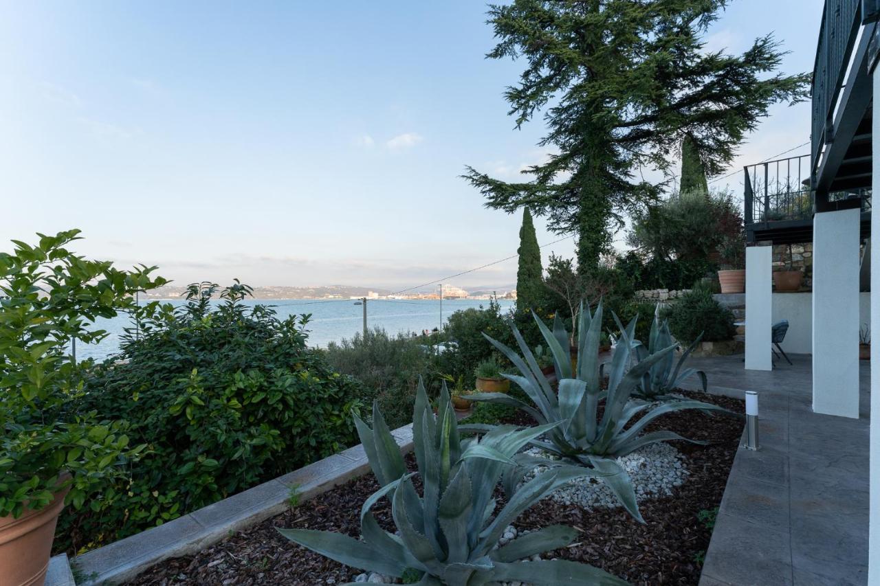 Bellevue Molet Apartments Capodistria Esterno foto