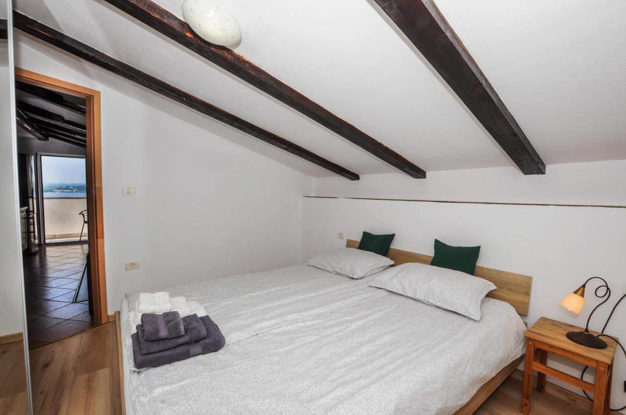 Bellevue Molet Apartments Capodistria Esterno foto