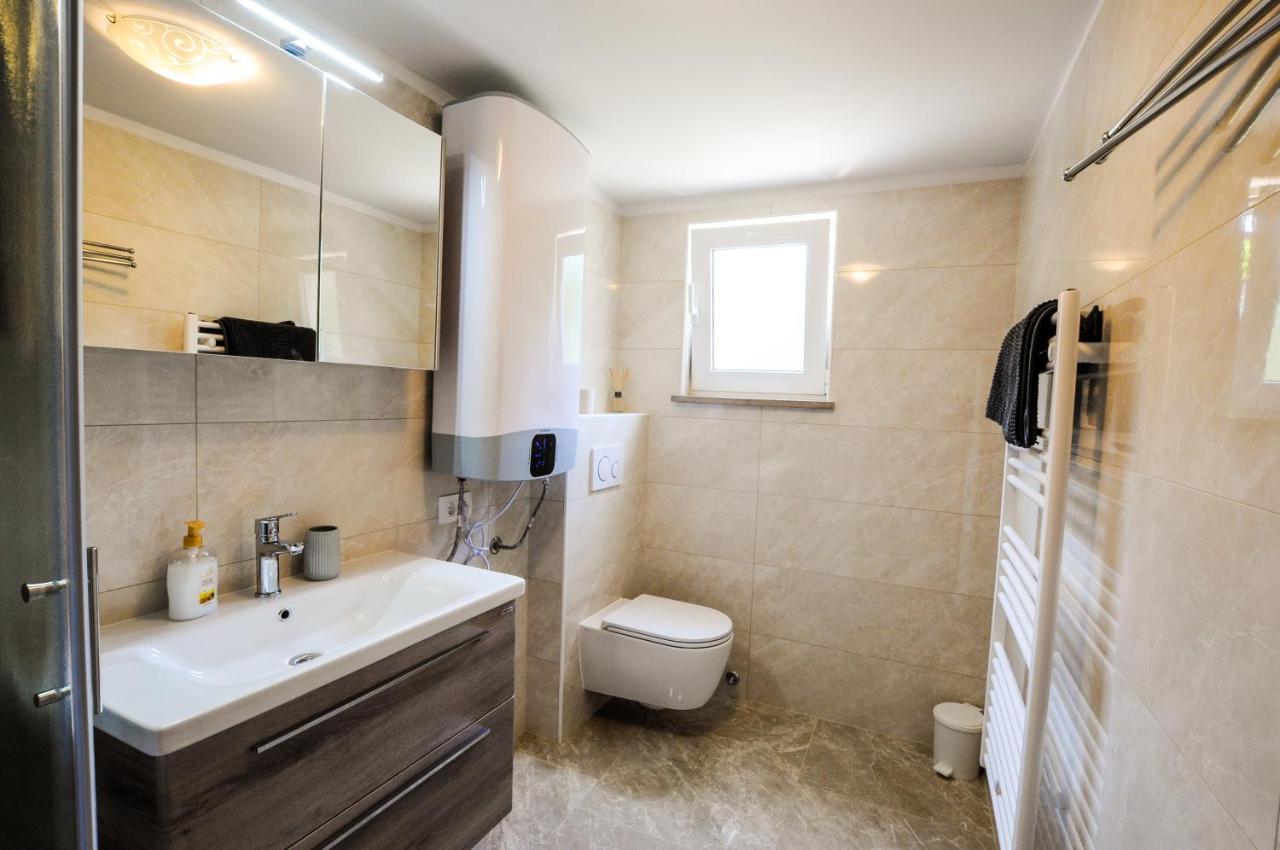 Bellevue Molet Apartments Capodistria Esterno foto
