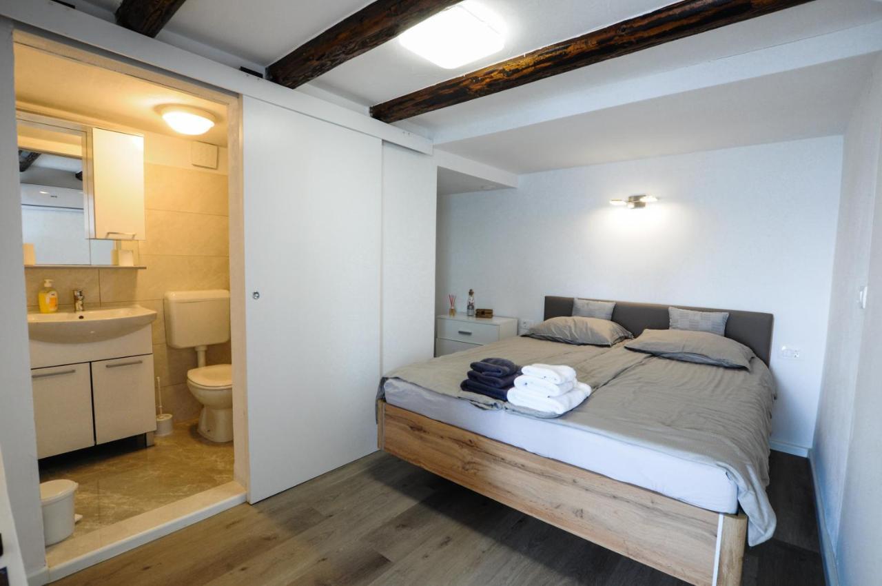Bellevue Molet Apartments Capodistria Esterno foto