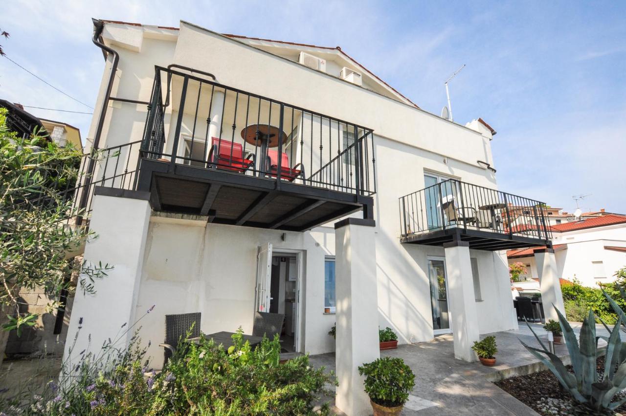 Bellevue Molet Apartments Capodistria Esterno foto